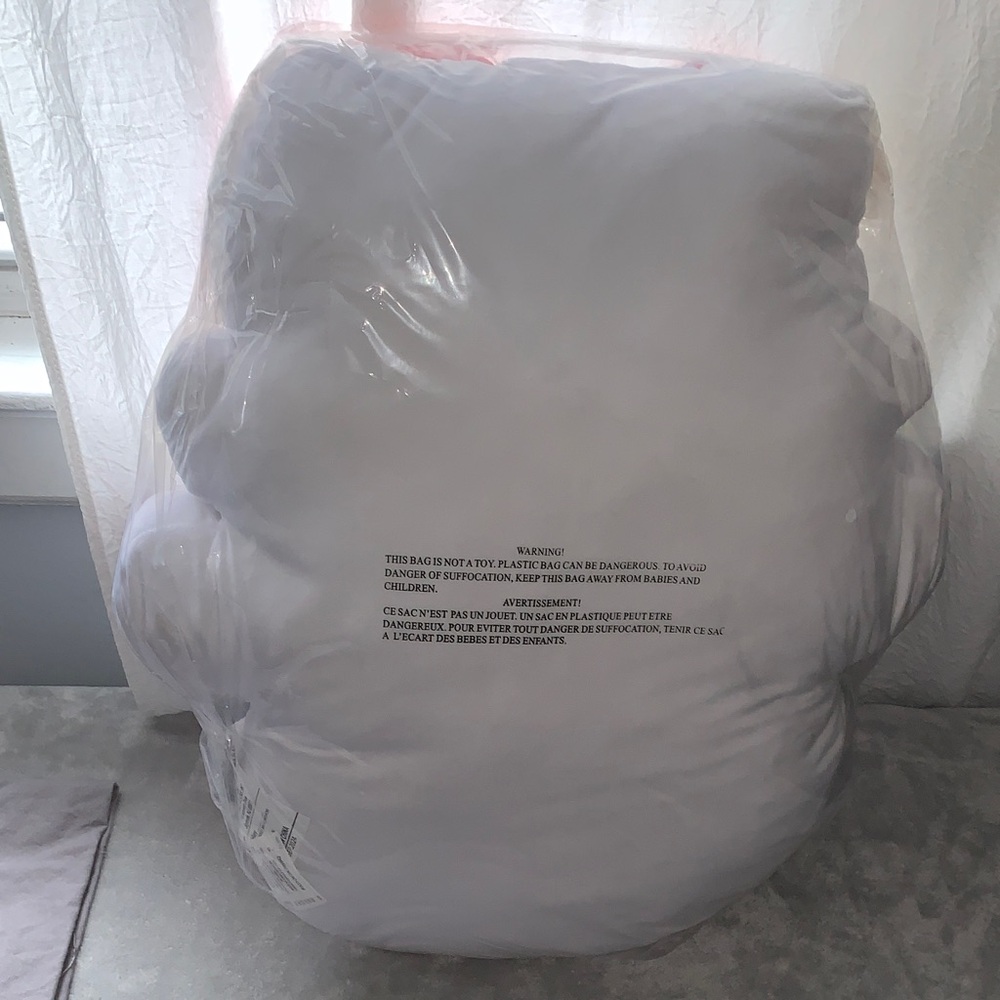 🆕- HUGE Oversized Hello Kitty Snowman with Red Bow Throw Pillow - Picture 6 of 8